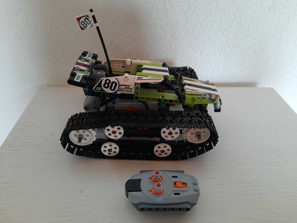 Lego Spielzeuge: LEGO TECHNIK 42065 RC TRACKED RACER – Gebraucht aus Langendorf von Paho6 2