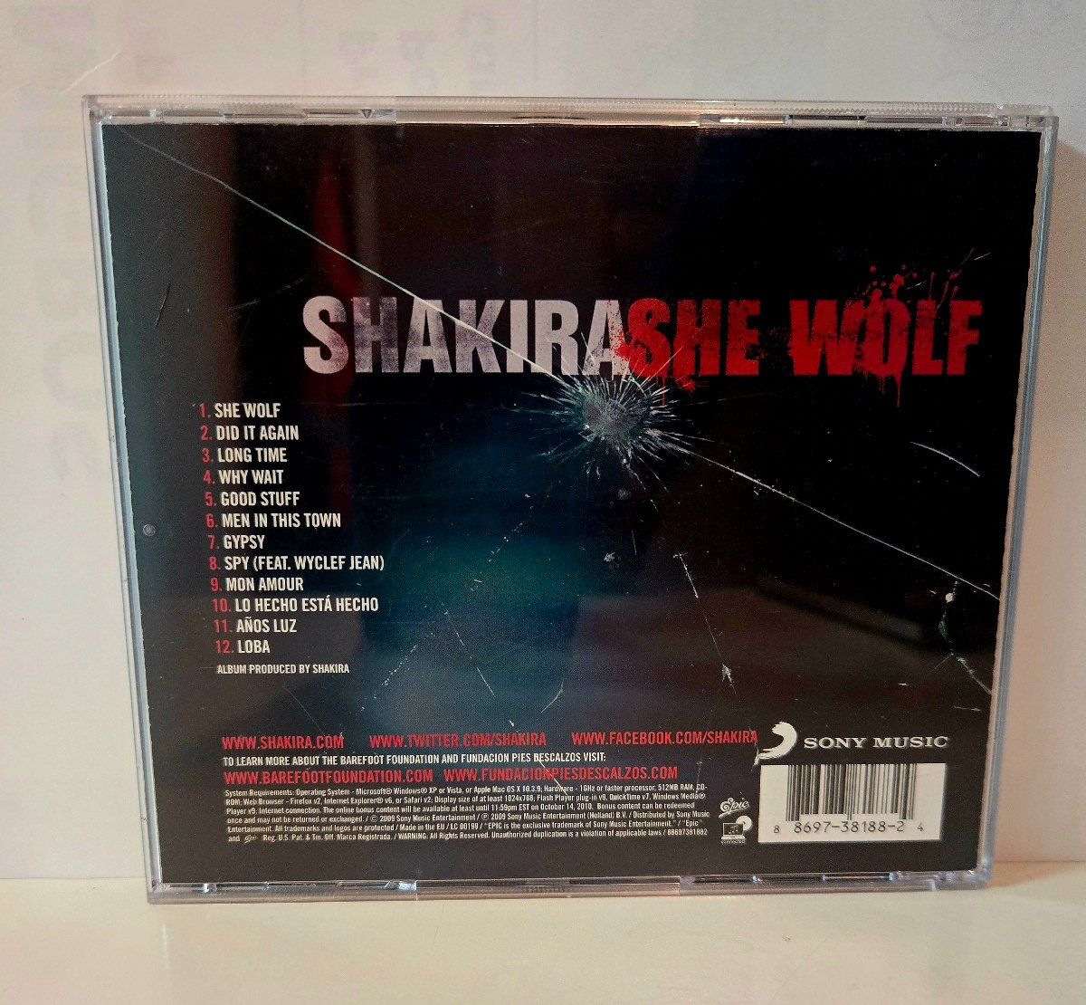CDs: Shakira - She Wolf – D'occasion à Riedt b. Erlen par 63ak 1
