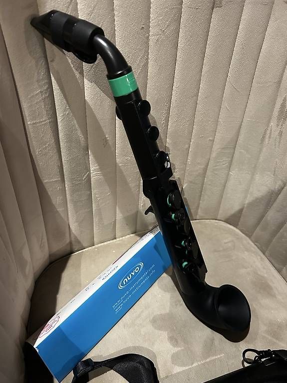 Strumenti musicali: jSAX2.0 von Nuvo – Usato da Spiez venduto da hge_sm2z 1