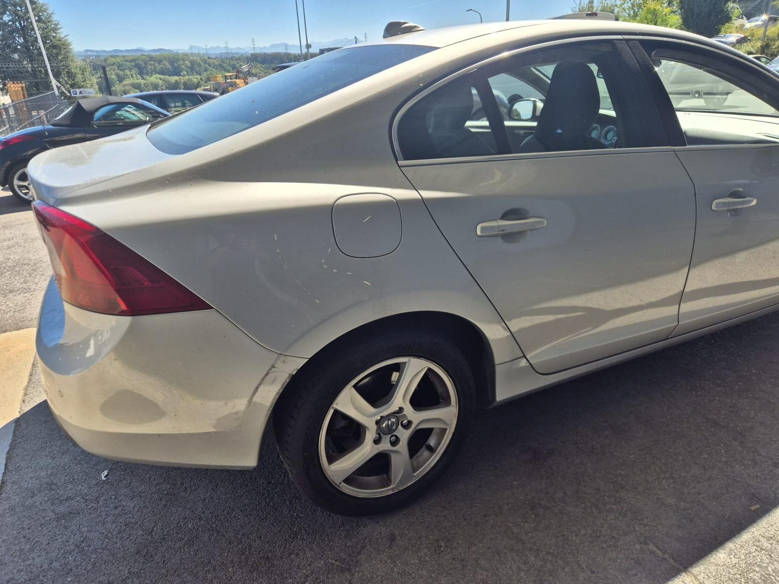 Volvo Automobili: VOLVO S60 D3 – Usato da Aclens venduto da sobacopeludo 4