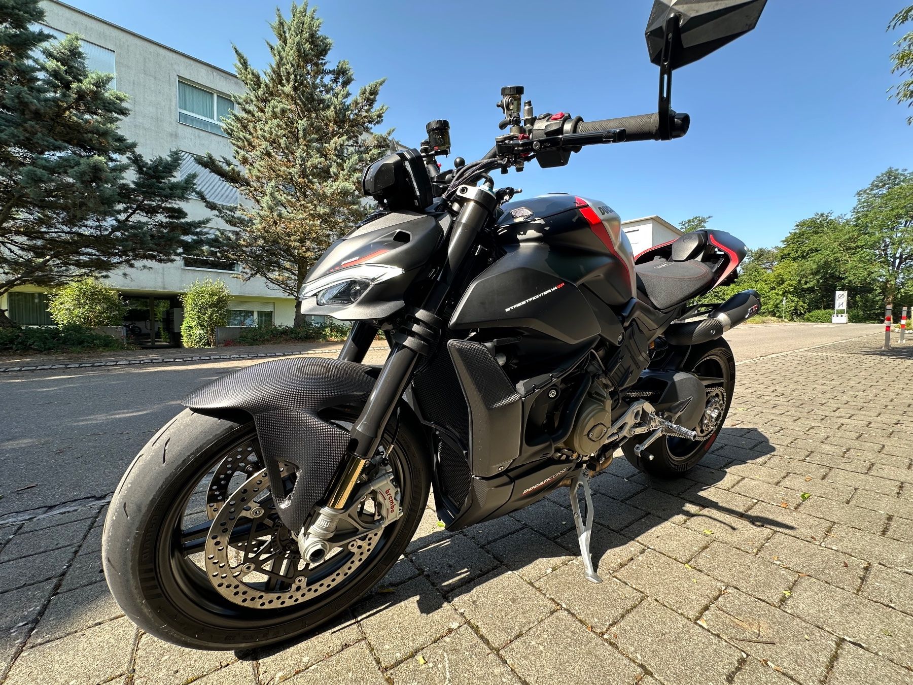 Ducati Strasse: DUCATI Streetfighter V4 SP – Gebraucht aus Bassersdorf von Manumission 4