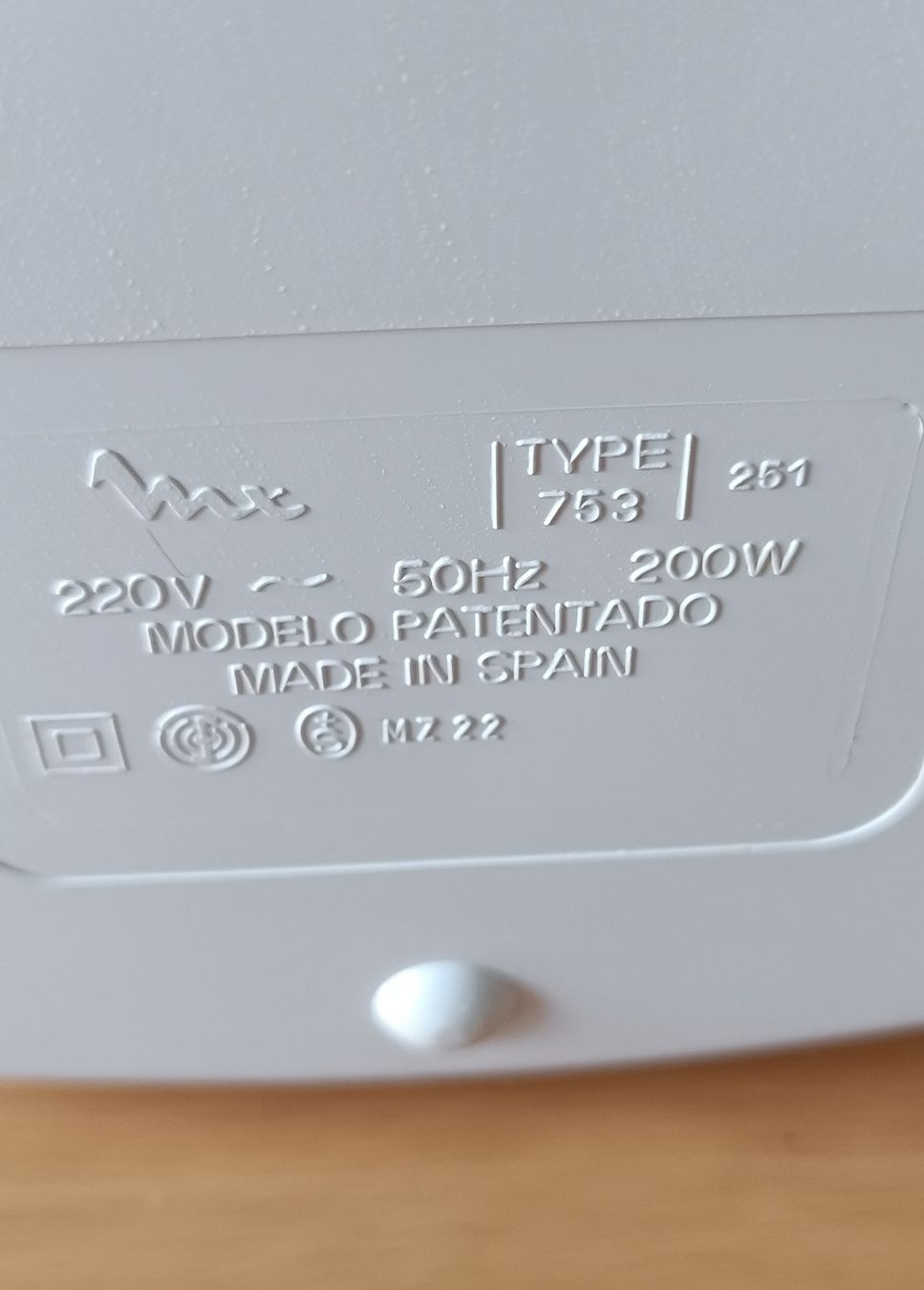 Moulinex Elettrodomestici da cucina: Moulinex Saftpresse – Usato da Ebmatingen venduto da Ruth.007 3