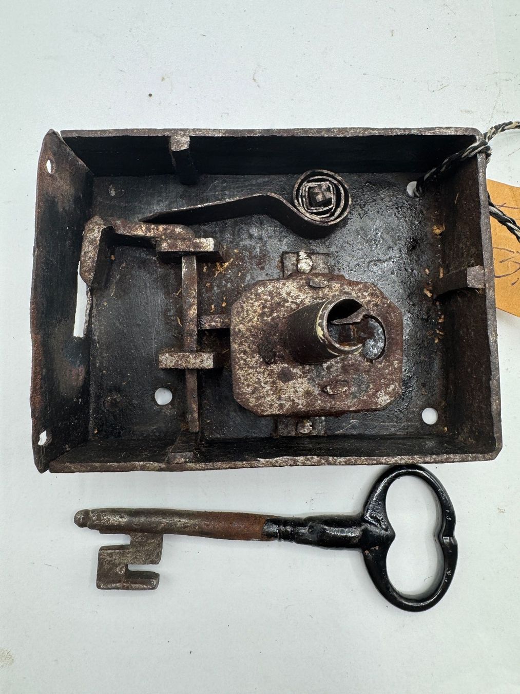 Cadenas: Antikes Schloss mit Schlüssel – D'occasion à Sachseln par BONATI01