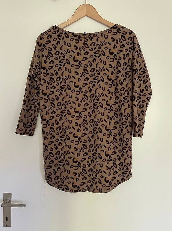 Maglioni & Felpe: Pulli mit Leopardenmuster, 3/4-Ärmel, Gr. S – Usato da Jona venduto da Tr3s 2