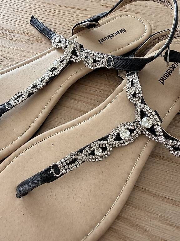 Scarpe da donna: Sandalen – Usato da Thun venduto da jki_rg8z 1