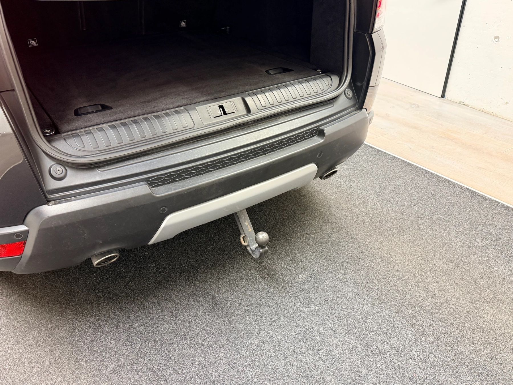 Land Rover Automobili: Range Rover Sport 3.0 SDV6 HSE Dynamic - mit Garantie – Usato da Romanshorn venduto da rappenspalter92 5