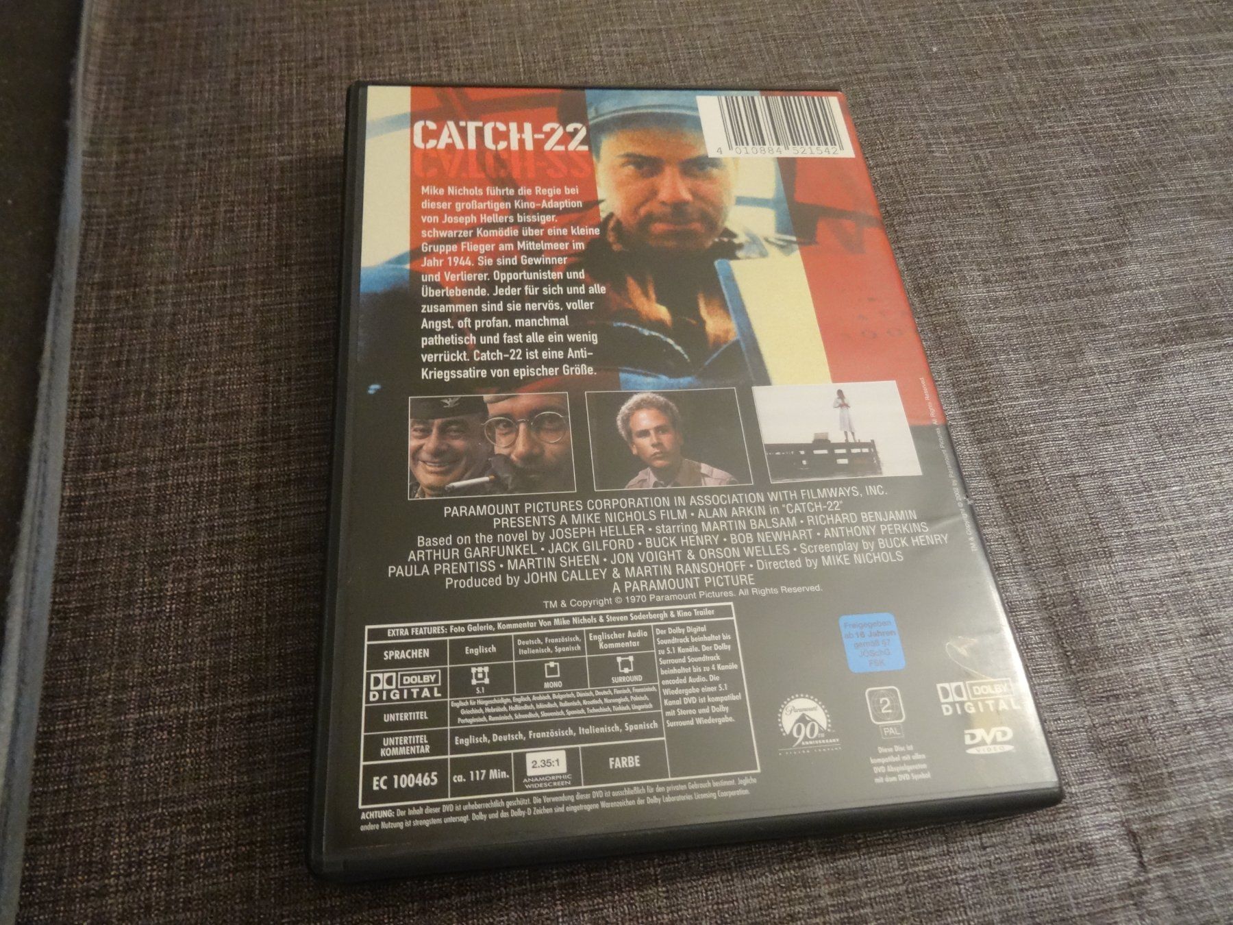 Tutti i DVDs: DVD Catch-22 Der böse Trick – Usato da Olten venduto da Disc-Verkauf 2