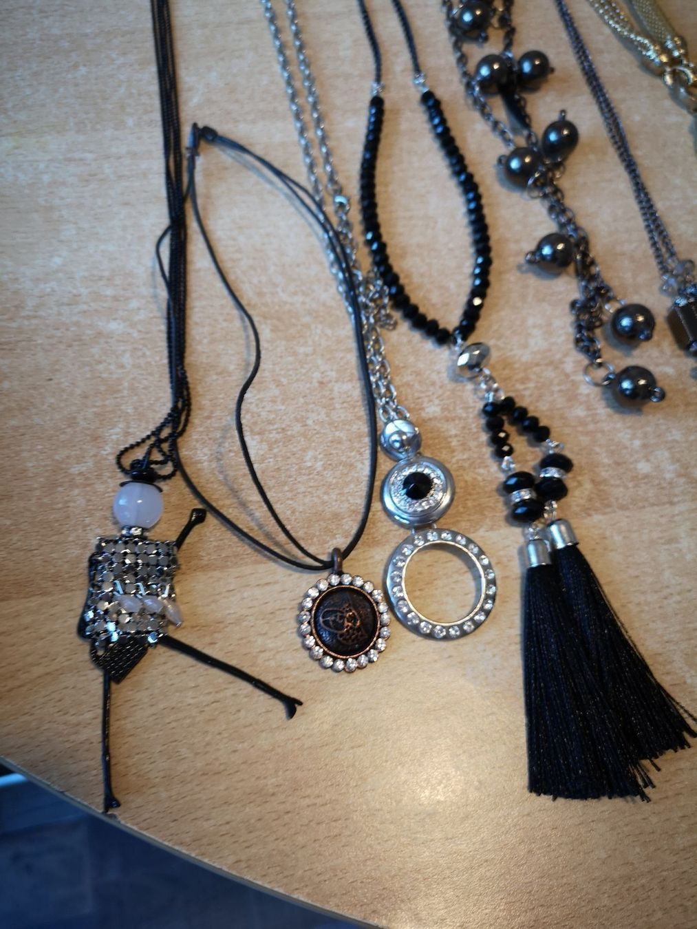 Ciondoli: Modeschmuck 15-teilig – Usato da Frenkendorf venduto da DORU1 7