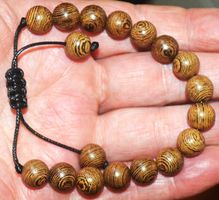 Armband A-308 – Holz – 10mm Perlen - 17-27CM (Einstellbar)