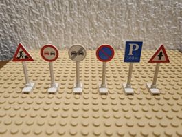 Lego 6x Verkehrsschilder / Schilder / Strassenschilder