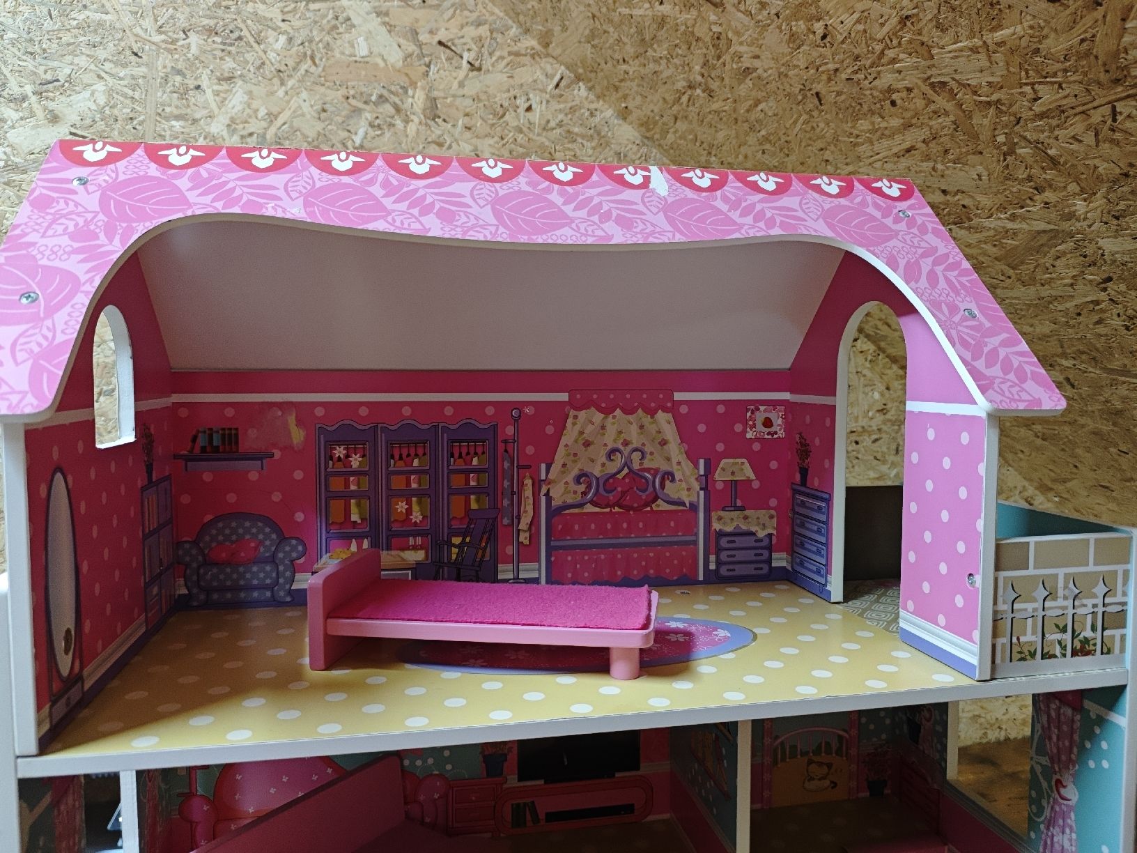 Maisons & Meubles de poupées: Puppenhaus aus Holz – D'occasion à Wittenbach par stefange 2