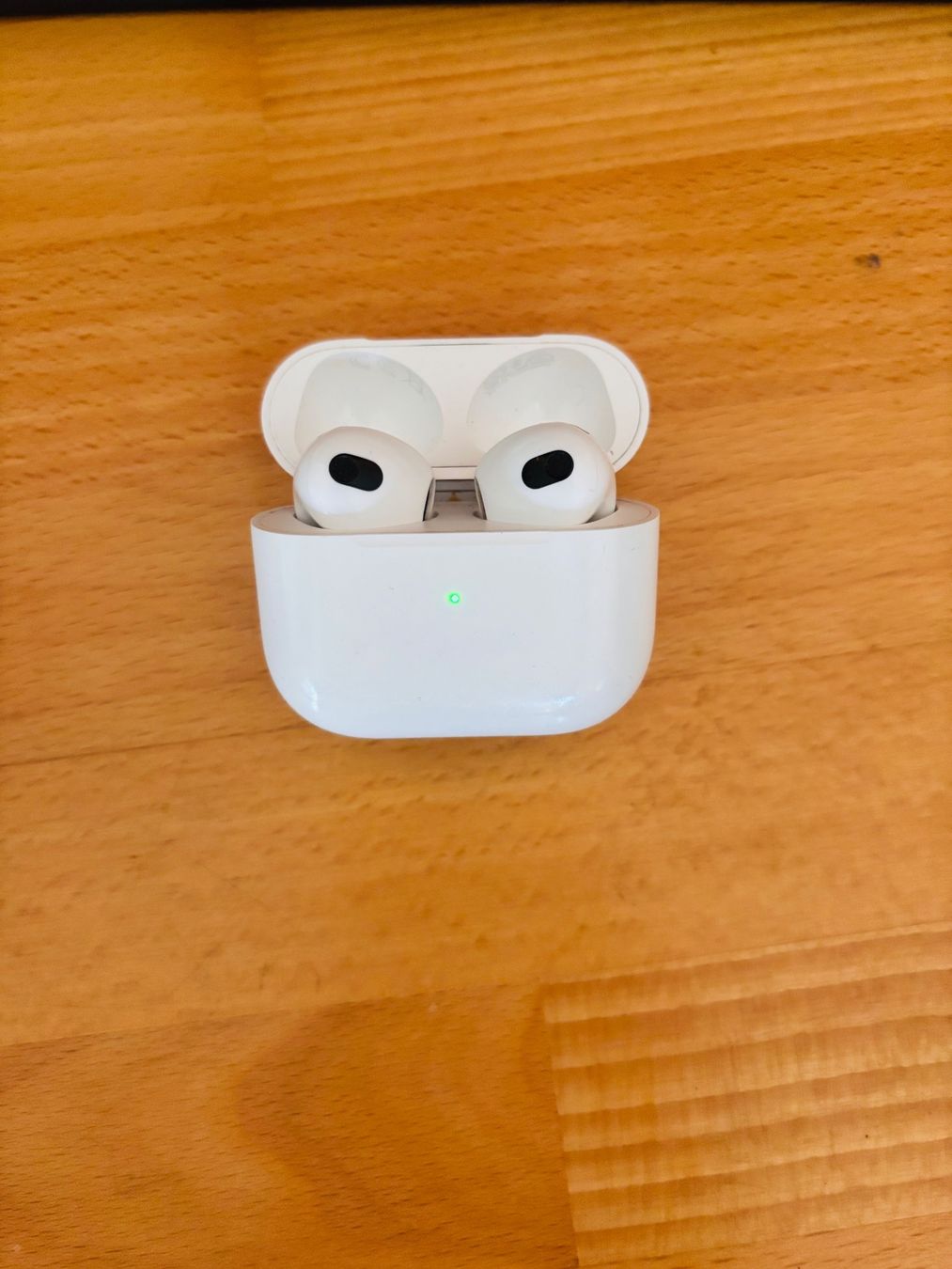 Apple Casques audio: AirPods Gen 3 – D'occasion à Zürich par Artur.S. 1