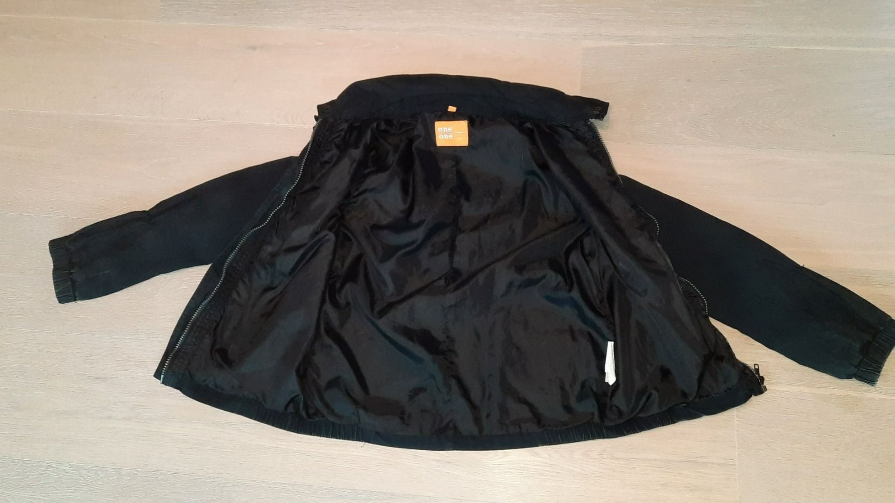 2117 Giacche & Cappotti: Schwarze Jacke - Gr. 152 – Usato da Neftenbach venduto da DanielaS01020304 2