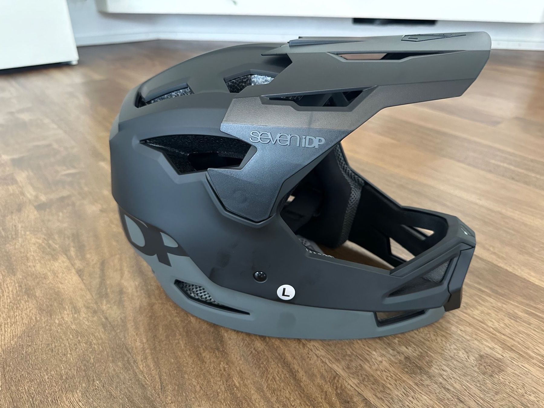 Casques: Integral Velohelm, seveniDP, PROJECT 23 ABS – Neuf avec emballage d'origine à Uerikon par bridoto 1
