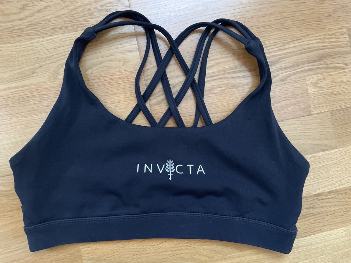 Top: Invicta Sport BH, schwarz – Usato da Neuhausen venduto da kak_5bnw