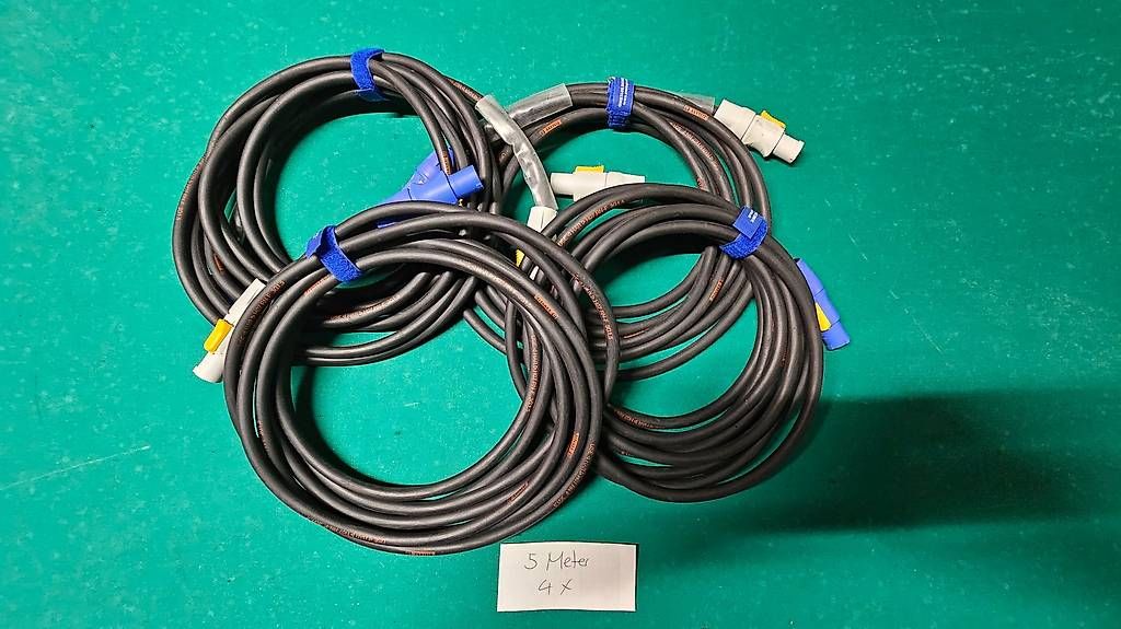 Kabel: Powercon Verlängerungskabel – Gebraucht aus Cazis von ramunrinsche