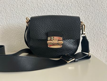 Furla Umhängetasche Leder schwarz