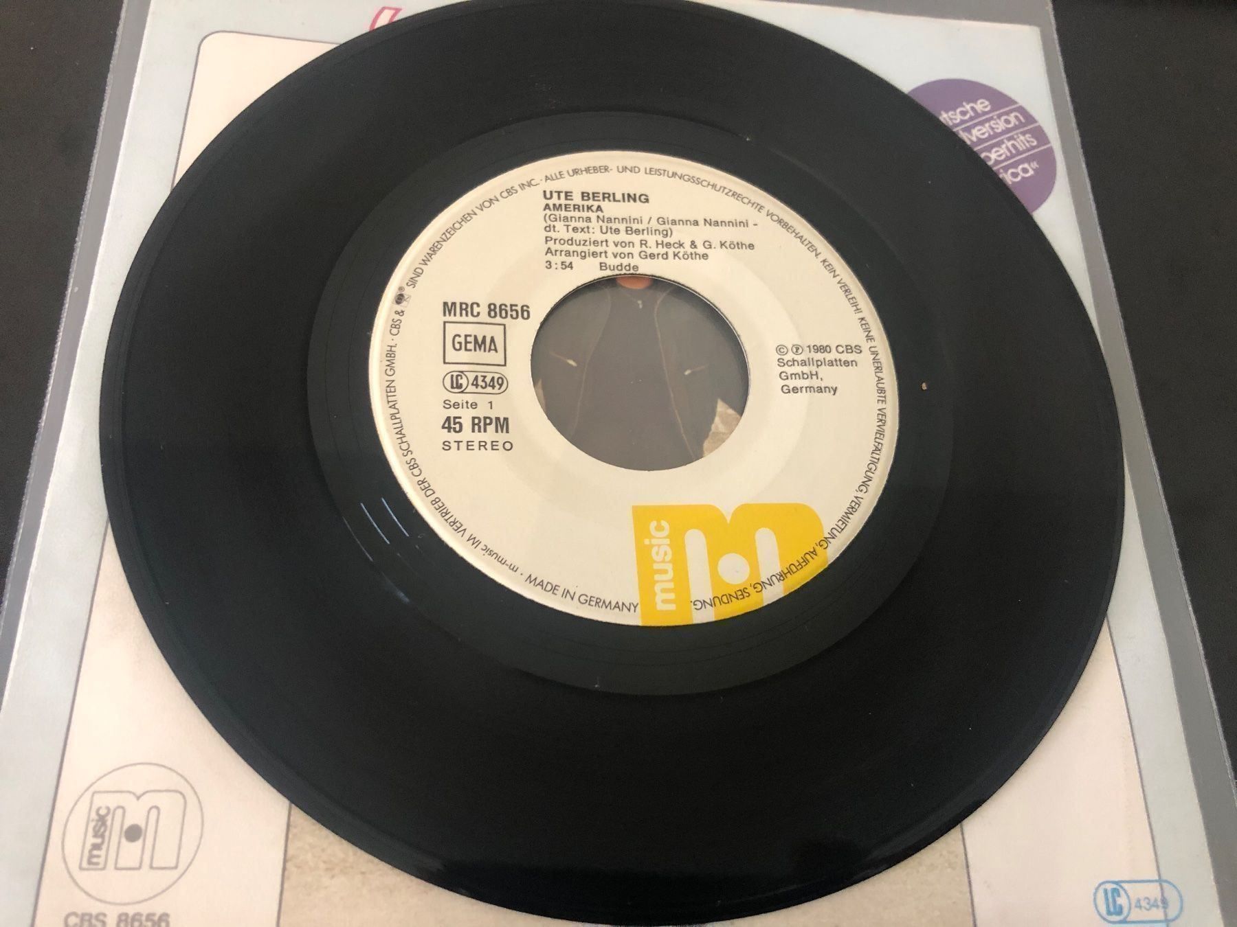 Dischi in vinile: Ute Berling - Amerika 7“ – Usato da Schübelbach venduto da Klabauterli 2