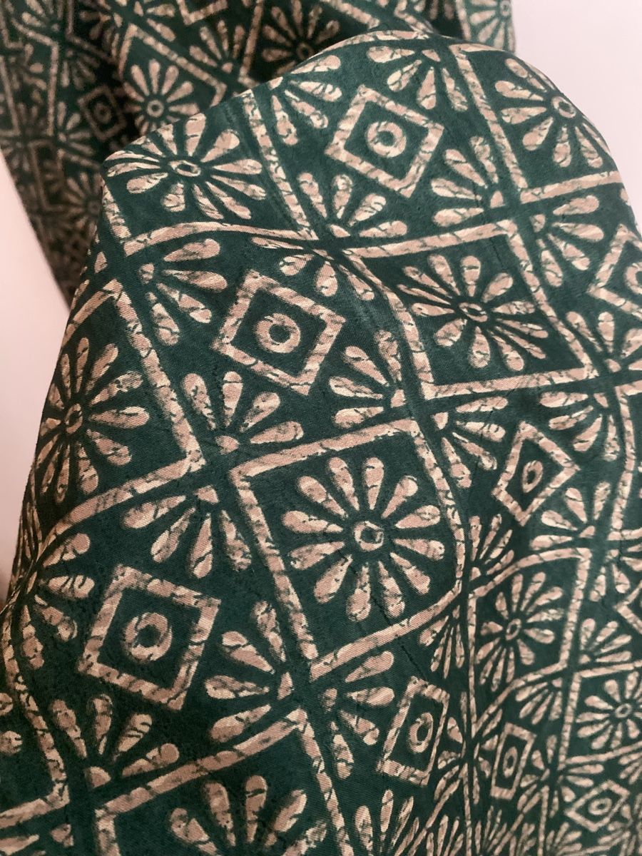 Kleider: Beautiful dress 30%silk  – Gebraucht aus Dietikon von Tdaf33 2