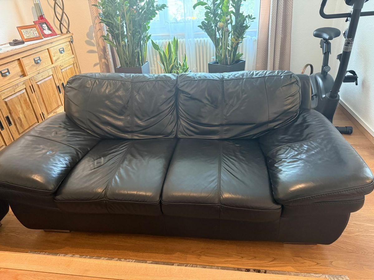 Sofas: Sofa Echt-Leder schwarz 3-Sitzer – D'occasion à Dietikon par Italtino 1