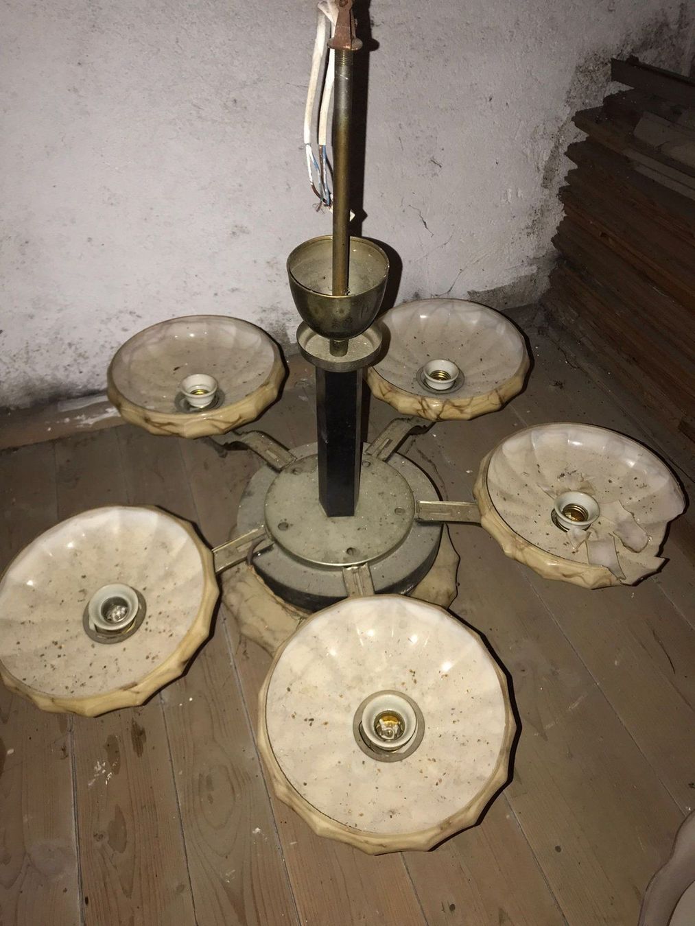 Lampadari & plafoniere: Art-Deco Hängelampe – Usato da Wohlen AG venduto da homecollectivech
