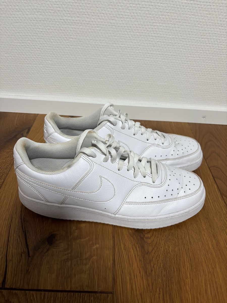 Nike Scarpe da uomo: Nike Court Vision Low Sneaker, Grösse 45 – Usato da Waldkirch venduto da xyst 1
