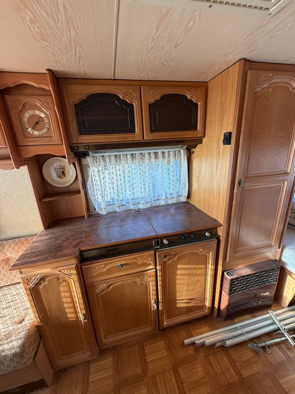 Tabbert Véhicules de camping: Tabbert Comtesse Wohnwagen ab MFK – D'occasion à Ried-Brig par inf_k7jw 4