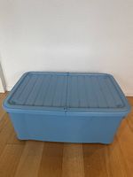 Blaue Aufbewahrungsbox mit Deckel - Top Zustand!