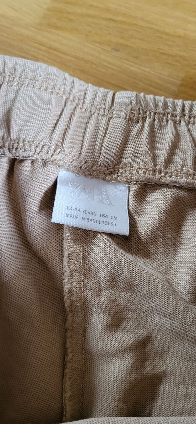 Zara Pantaloni: Hose Zara 164cm – Usato da Oberwil BL venduto da Manue1974 1