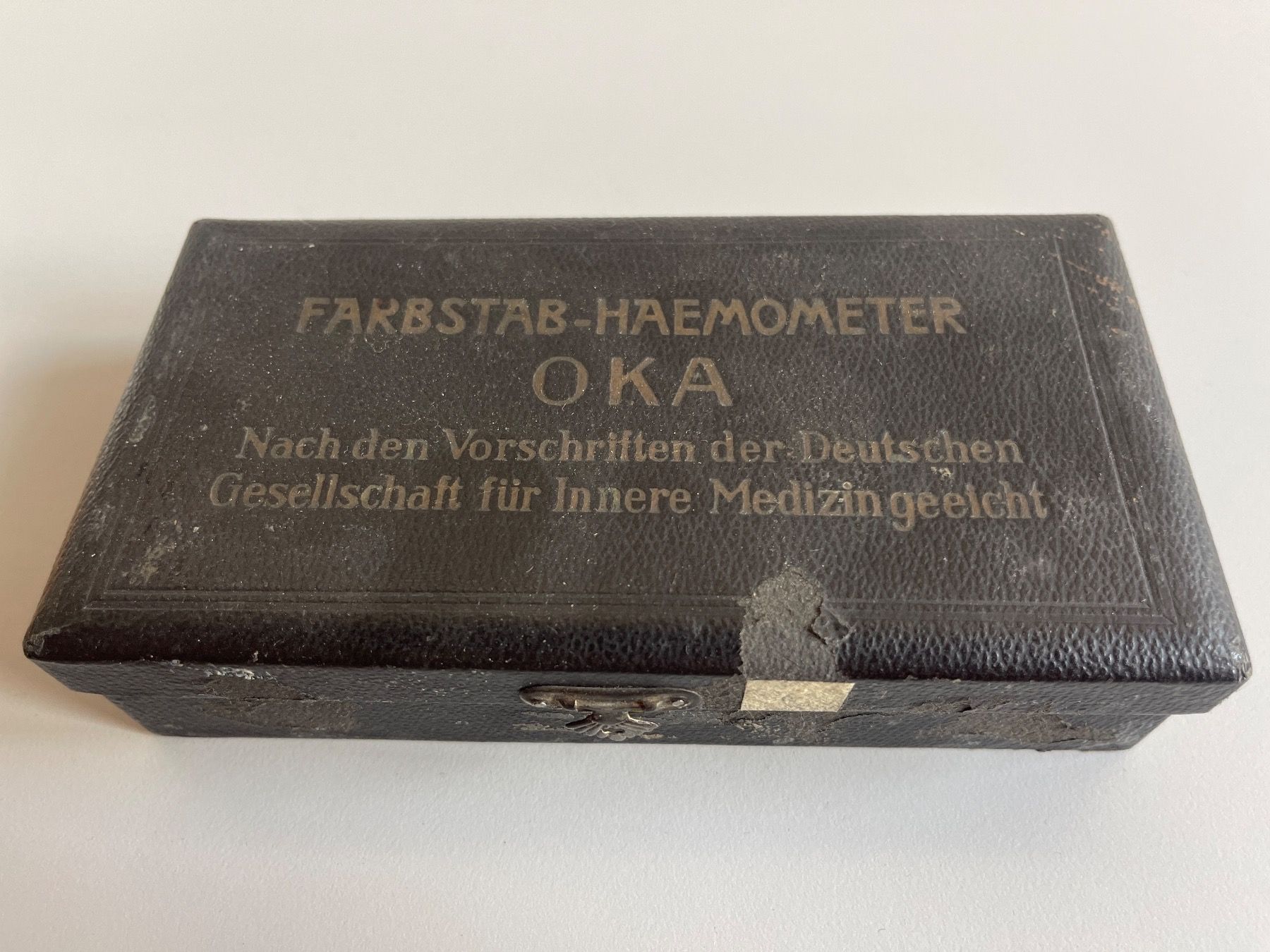 Attrezzature mediche: Oka Farbstab-Haemometer Antik – Usato da Zürich venduto da d.reitzer 2