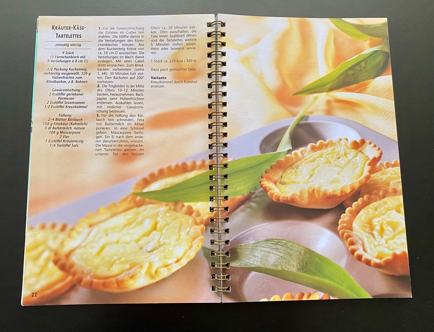 Libri: Backen mit Fertigteig / süss und pikant – Usato da Nussbaumen AG venduto da schuba2000 2