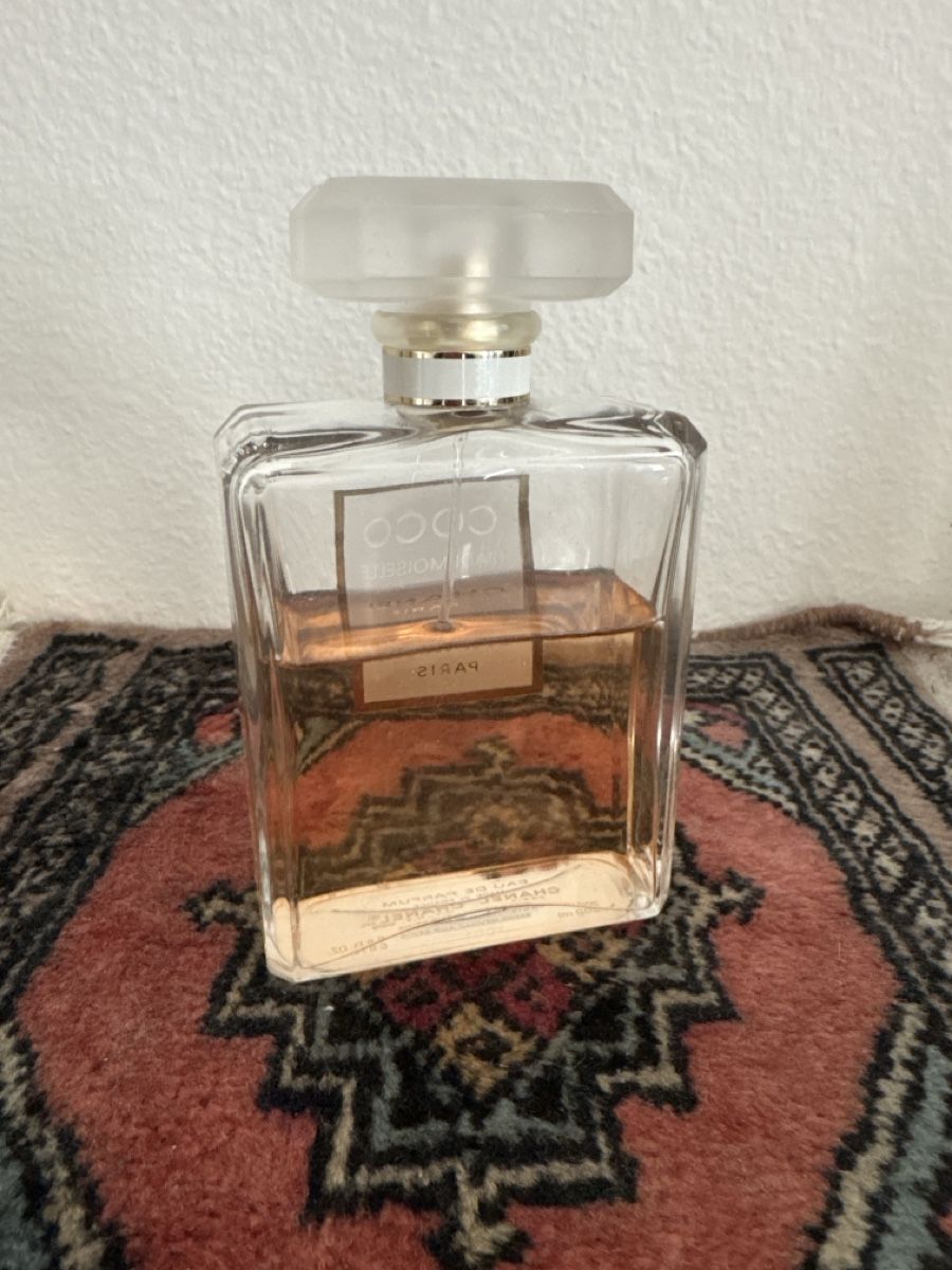 Chanel Parfum & Eau de Toilette: COCO Mademoiselle Chanel – Gebraucht aus Zürich von bbbggg 1