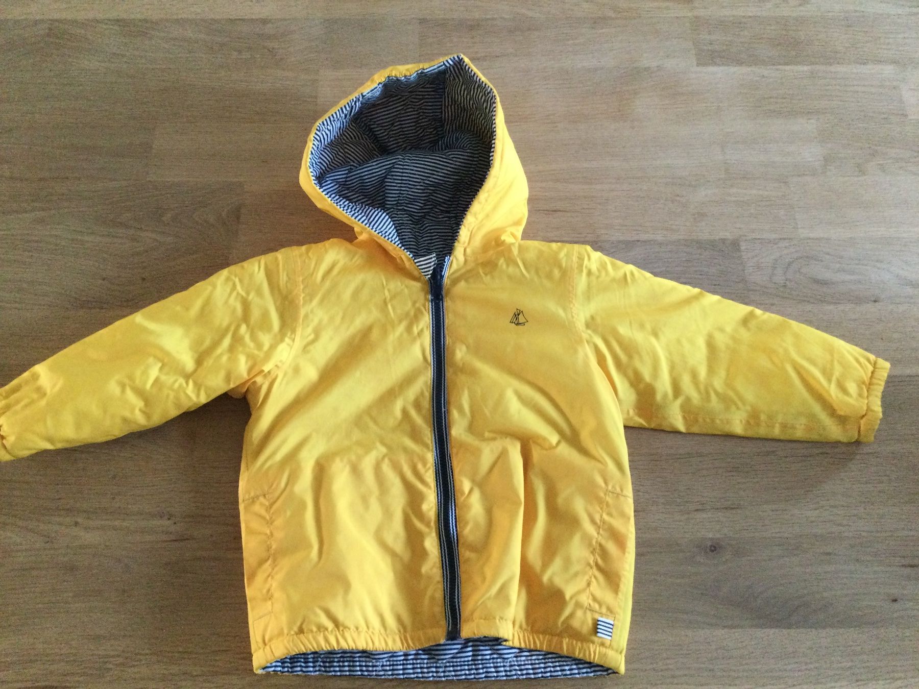 Petit Bateau Giacche & Cappotti: Petit Bateau regenjacke – Usato da Zürich venduto da Lau_b5gv