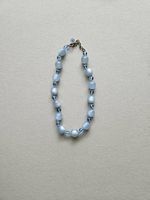 Hellblaues Perlenarmband