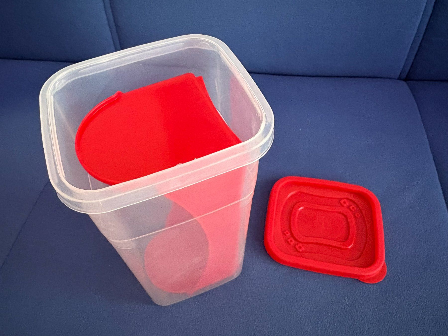 Tupperware Contenitori & Simili: Lots de récipients Tupperware et Non-Tupperware – Usato da Lausanne venduto da Driyden8 4