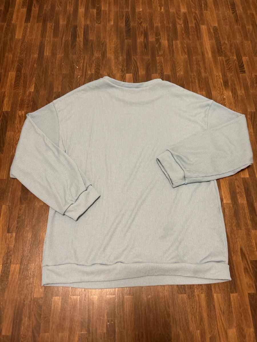 Maglioni & Felpe: Pullover hellblau mit Gänseblümchenprint Grösse S – Usato da Hinwil venduto da liviipivii 1