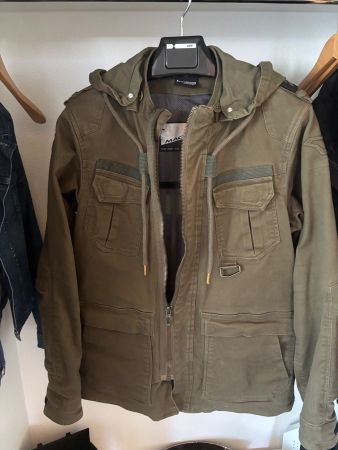 Neuwertige Motorrad- / Freizeitjacke mit Kapuze