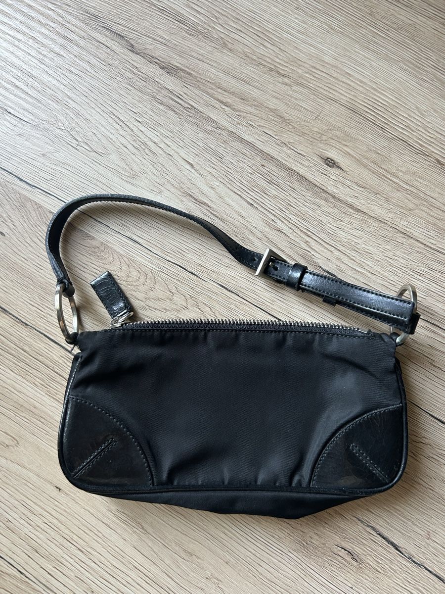 Prada Borse da donna: Prada re editino vintage – Usato da Lugano venduto da jes_72vl 2