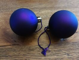 10 Stück Christbaumkugeln + 3 Girlande