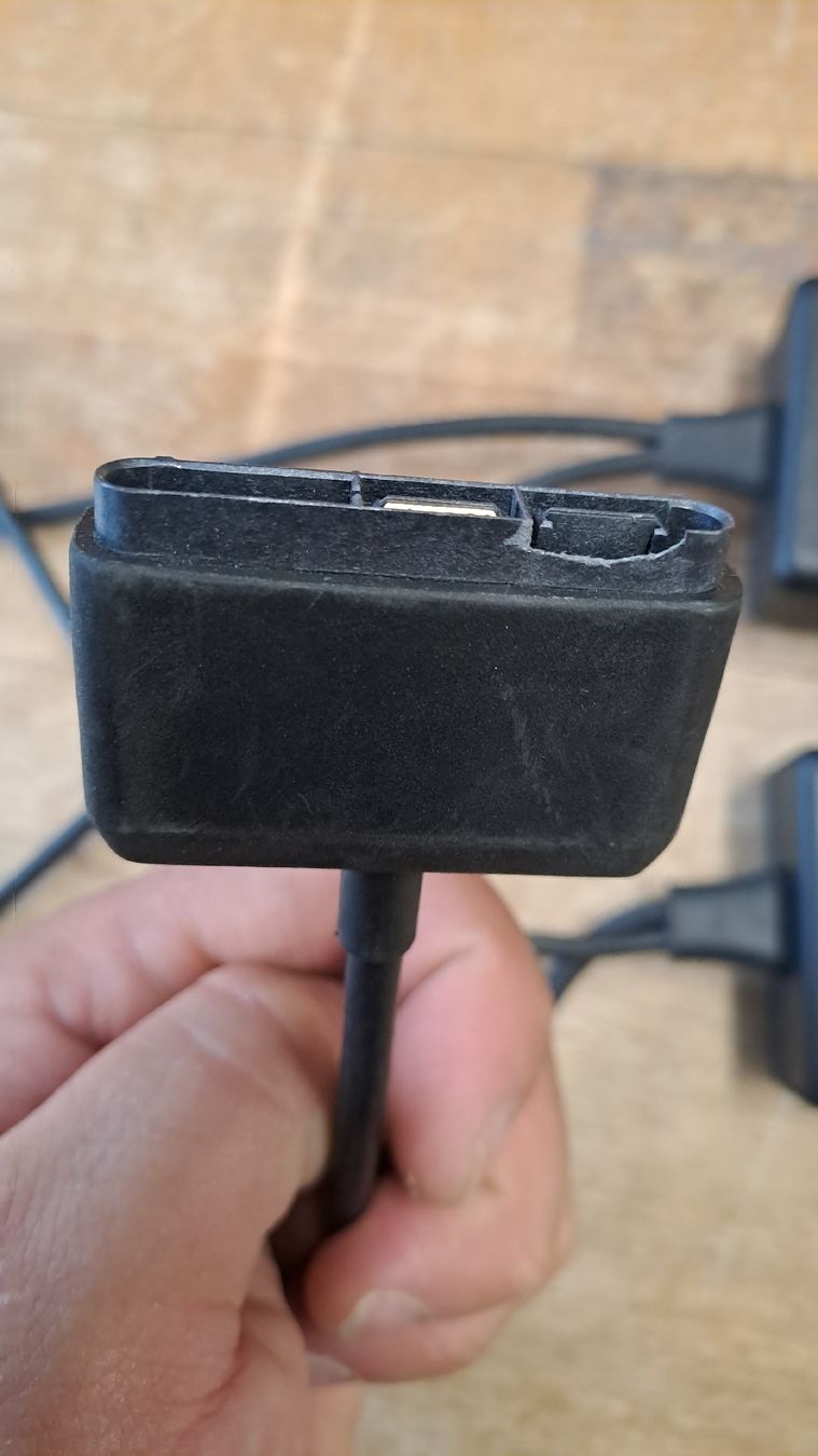 Gopro Caricabatterie: GoPro Ladegerät Karma Drohbe – Usato da Stachen venduto da fab_5ynw 2