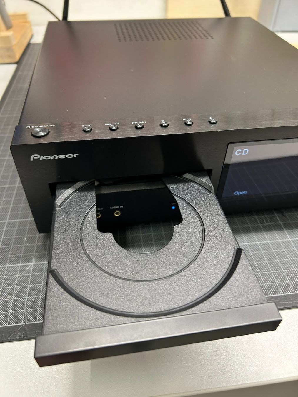Pioneer Receiver: Pioneer Network CD Receiver XC-HM72D-K – Gebraucht aus Seuzach von Chnebel 1