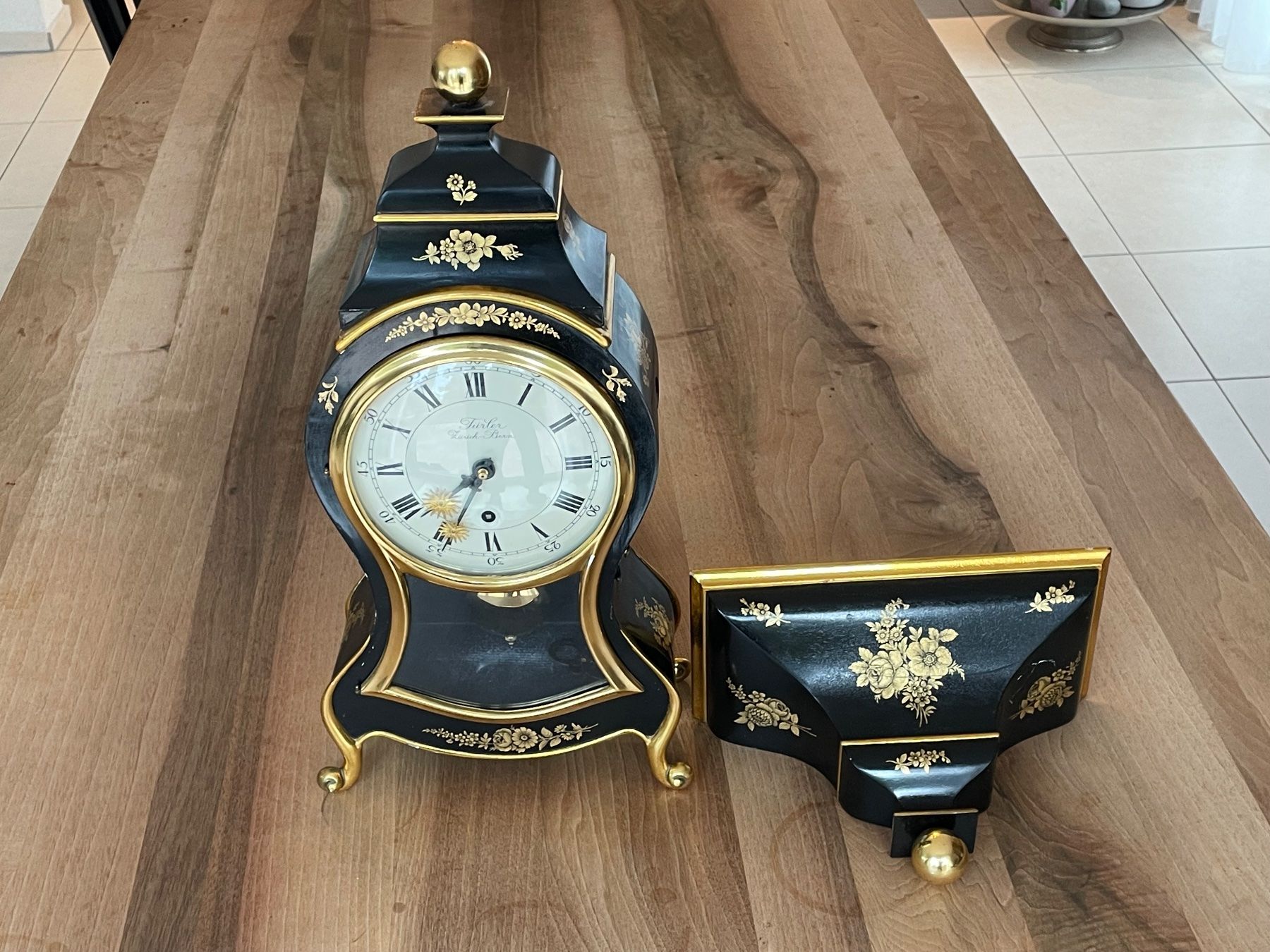 Zenith Stand- & Wanduhren: Neuenburger Pendule – Gebraucht aus Wohlen b. Bern von Bmna 1