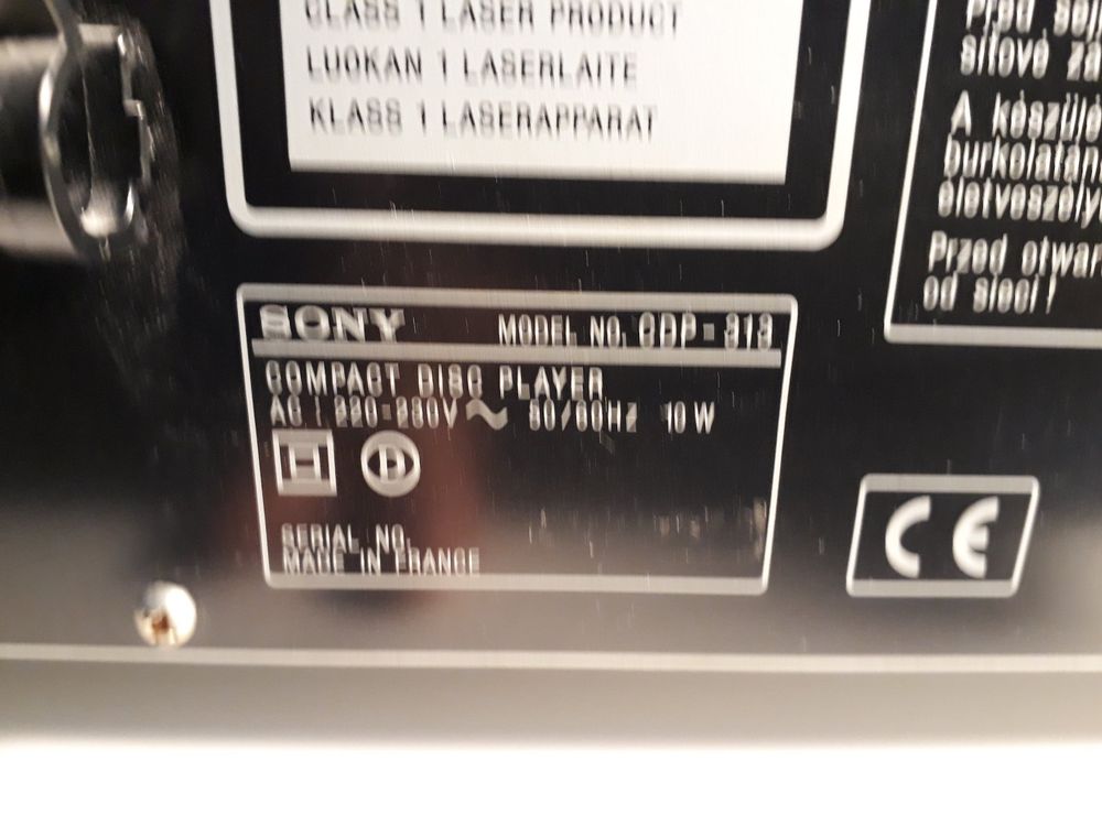 Sony CDP313 CD player (does not read CDs to be fixed) Kaufen auf