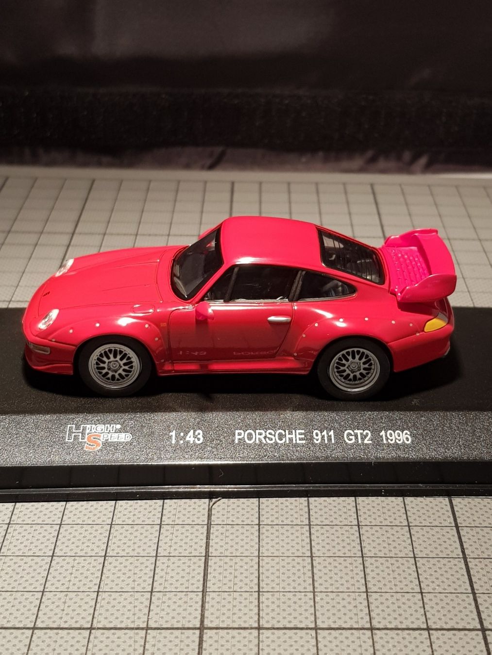 Porsche Modellini d'auto: Porsche 911 GT2 - 1996 – Nuovo e nell'imballaggio originale da Chézard-St-Martin venduto da quota1234