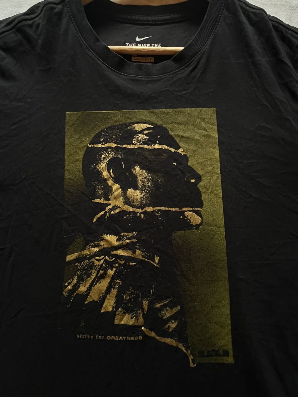 Nike T-shirt: t-shirt NIKE - L – Usato da Genève venduto da tif_ww28 1