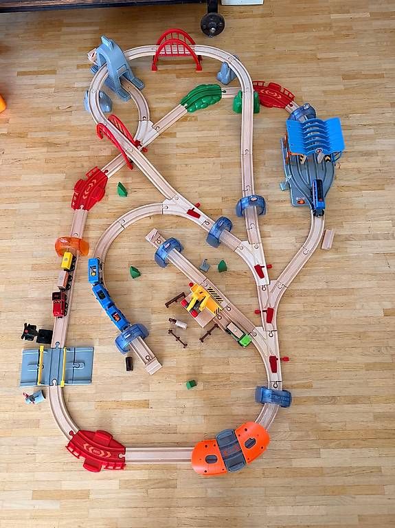 Spielzeuge: BRIO World XXL Eisenbahn-Set  – Gebraucht aus Egg b. Zürich von mst_vnf7 1