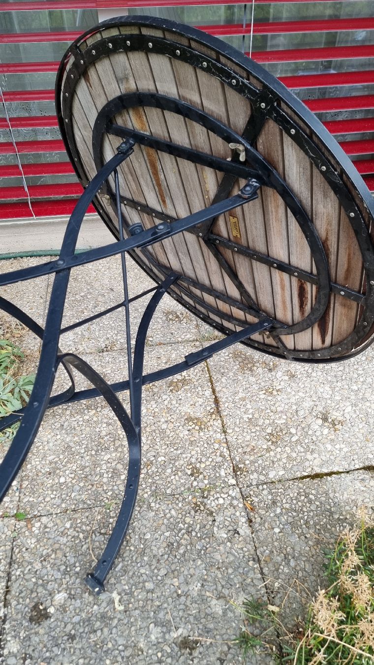 Garpa Tavoli: GARPA FONTENAY Teaktisch 90 cm – Usato da Twann venduto da MW51 4