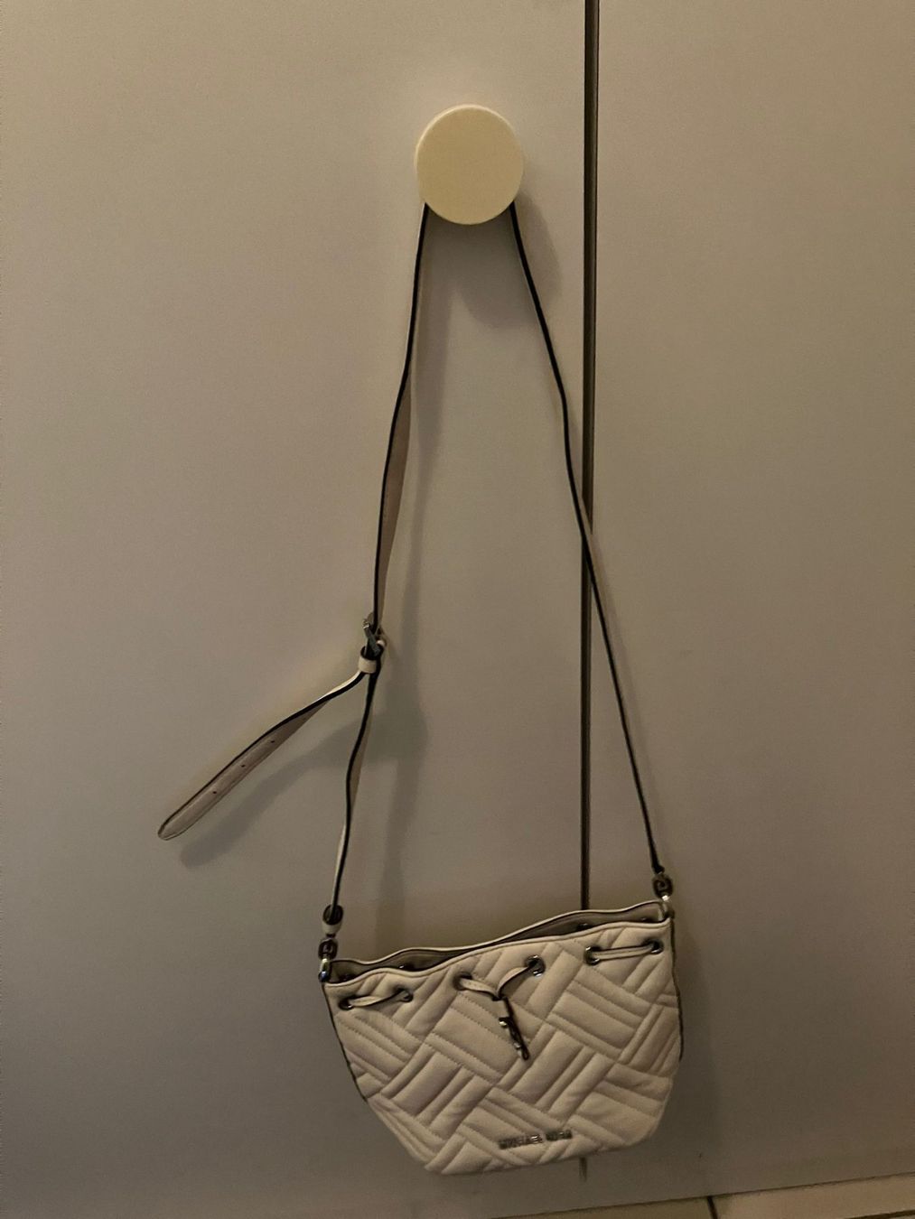Michael Kors Borse da donna: Borsetta a tracolla bianca Michael Kors – Usato da Melano venduto da H-Sara
