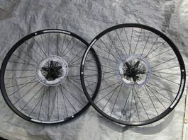 Radsatz DT-SUISSE 26" H=10x135mm V=15x100mm