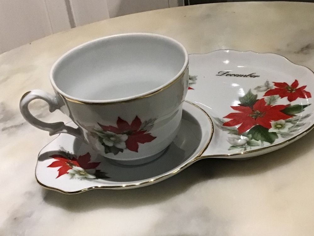 Royal Albert - Tasse à thé (14) - Porcelaine à la cendre d'os - Assiette - Modèle Haworth - Catawiki